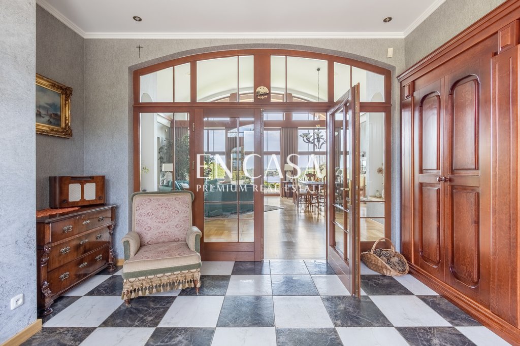 Luksusowy dom na sprzedaż Morawy  496m2 Foto 7