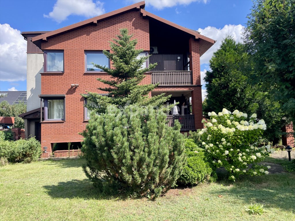 Przestronny dom 550 m² z ogrodem, Grabówka, Częstochowa Częstochowa, Grabówka  550m2 Foto 1