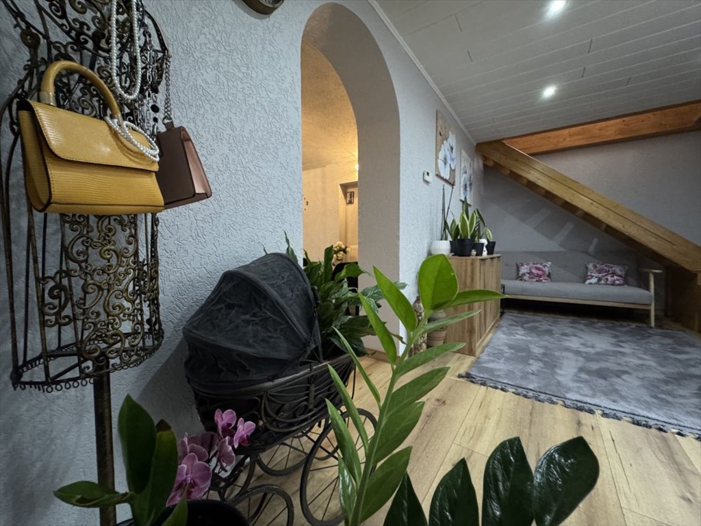 Na sprzedaż przestronne mieszkanie 60,6 m² w Jeleniej Górze Jelenia Góra  61m2 Foto 1