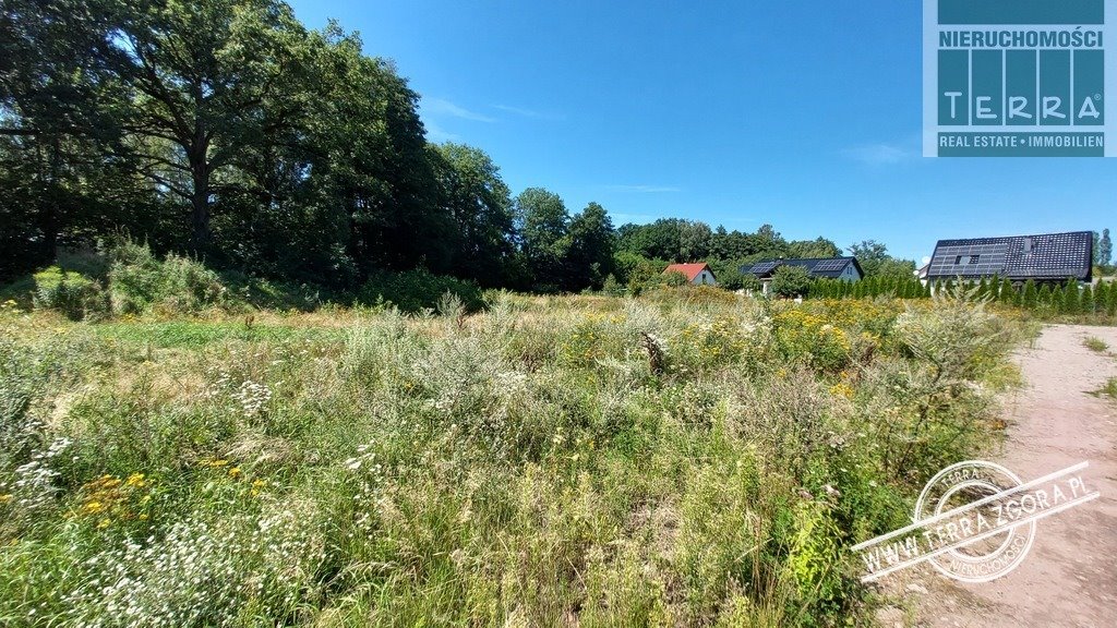 Działka budowlana na sprzedaż Droszków  2 034m2 Foto 1