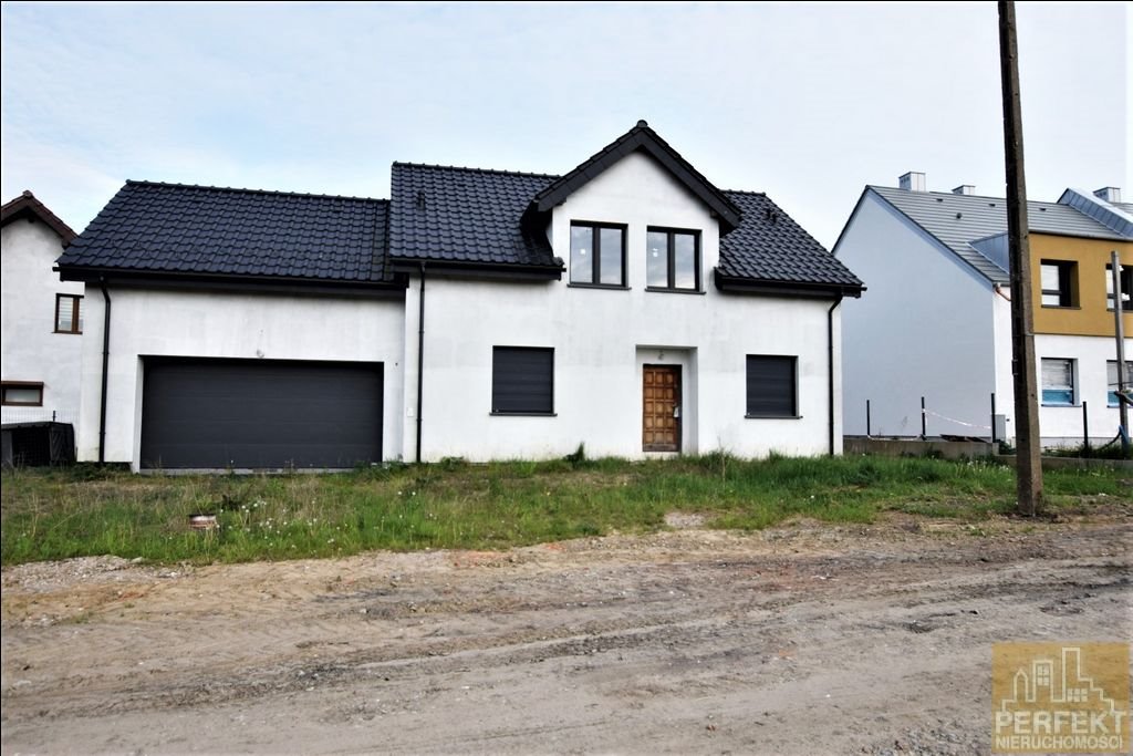 Dom na sprzedaż Olsztyn, Gutkowo, Kordeckiego  258m2 Foto 1