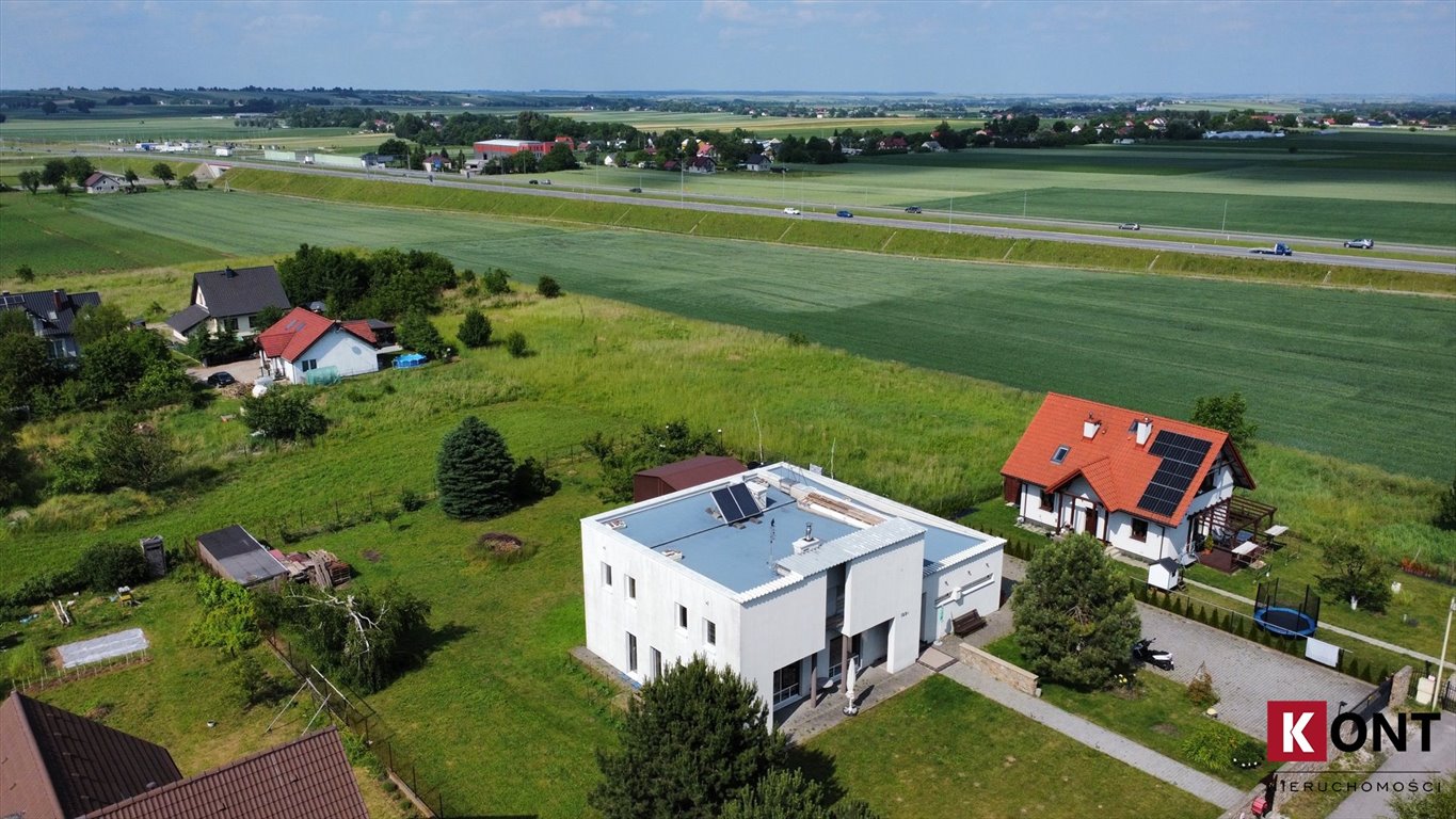 Lokal użytkowy na sprzedaż Poskwitów  266m2 Foto 3