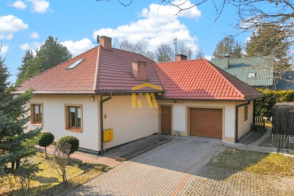 Funkcjonalny dom 160 m² z ogrodem i oczkiem wodnym Radom, Rajec Poduchowny  240m2 Foto 1