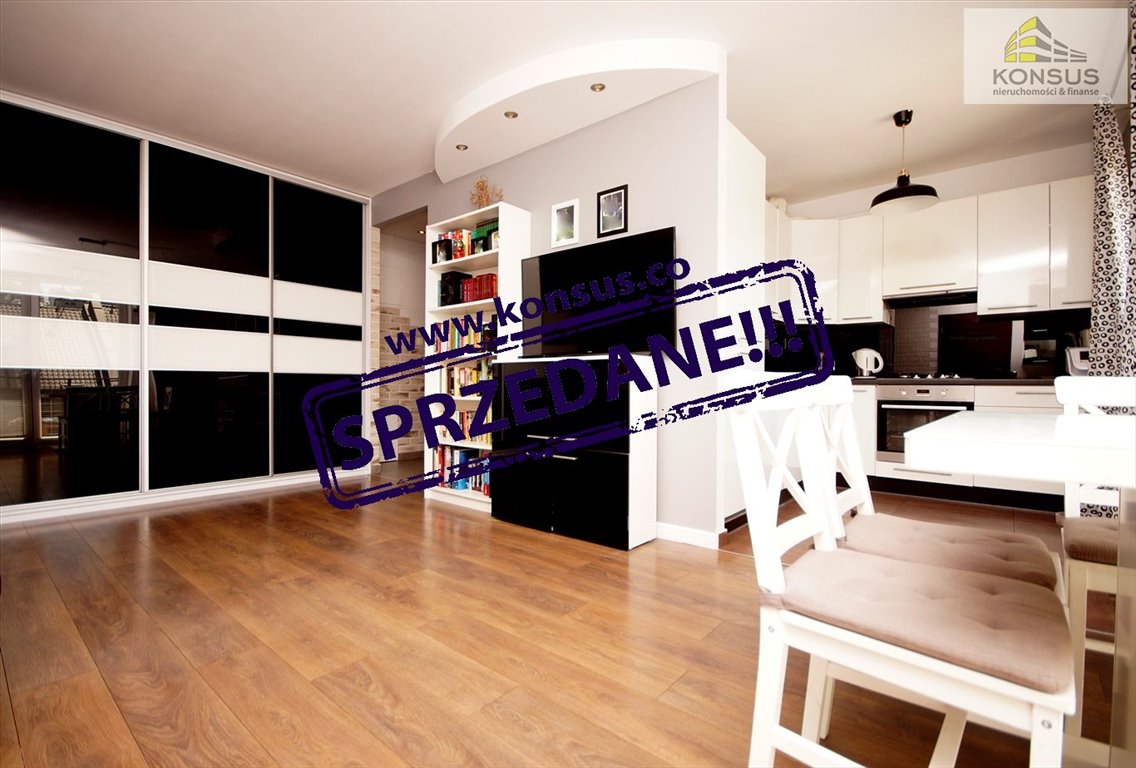 Mieszkanie trzypokojowe na sprzedaż Kielce  51m2 Foto 1