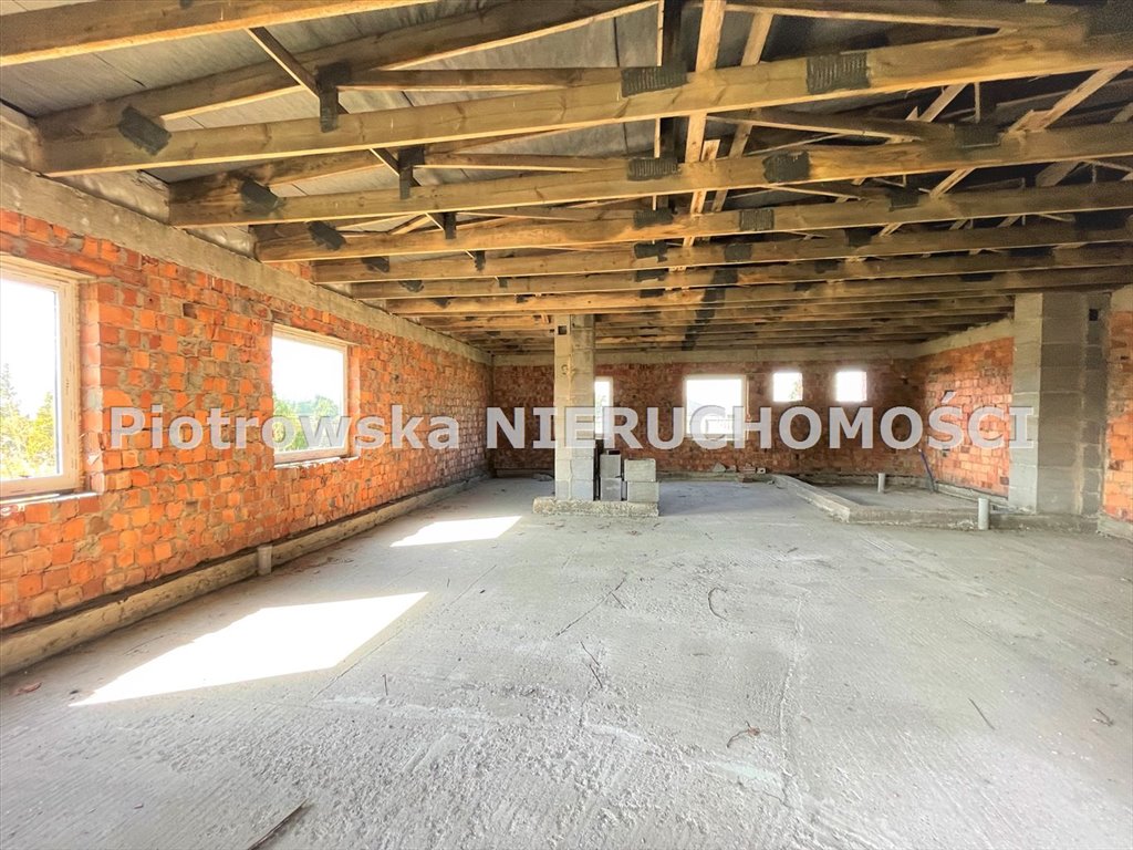 Hala magazynowa 580 m2 z adaptacją, ogrodzona, wys. 3,5 m Okręglica  580m2 Foto 1