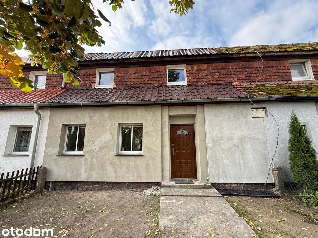 Sprzedam dom szeregowy 68 m² z garażem i odświeżonym wnętrzem Sławno  68m2 Foto 1