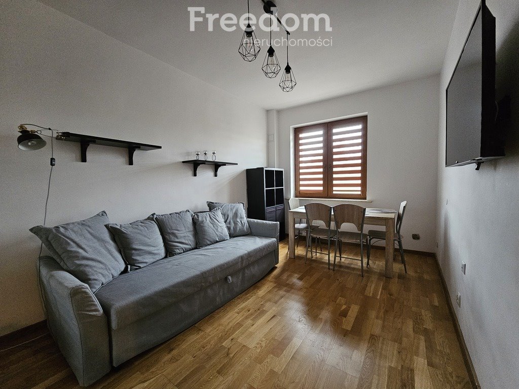 Mieszkanie dwupokojowe na wynajem Toruń, Bydgoskie Przedmieście, Władysława Reymonta  39m2 Foto 1