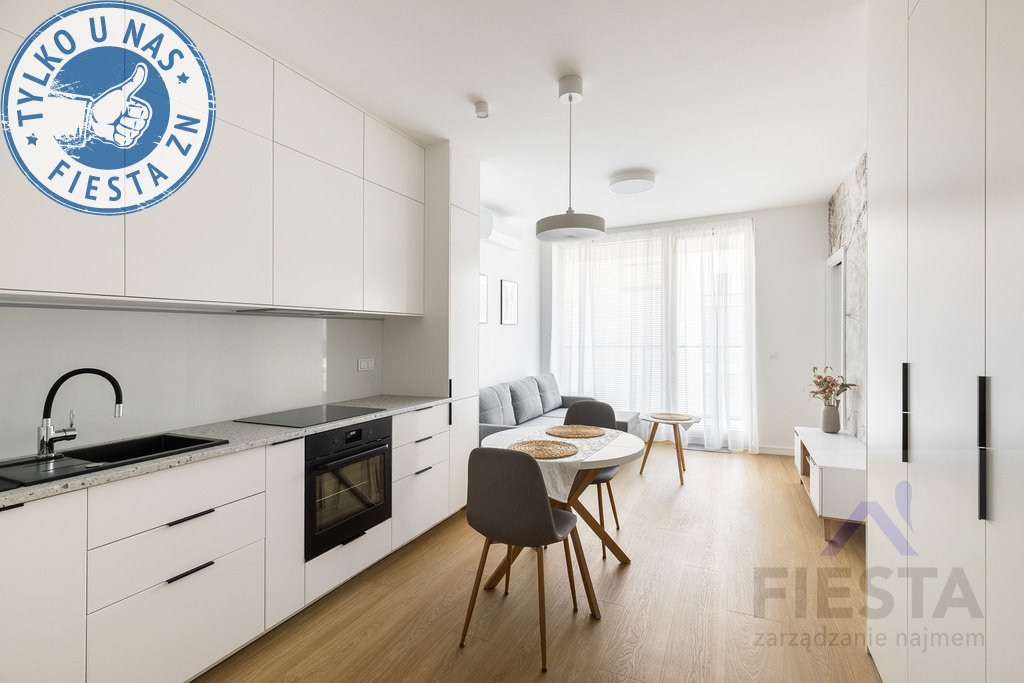 Nowoczesne 36 m² w centrum Warszawy (w pełni wyposażone) Warszawa, Wola, Mirów, Chmielna  36m2 Foto 1