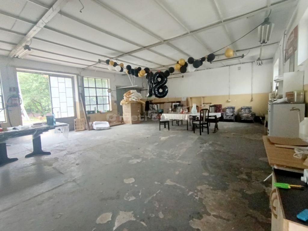 Hala 90 m² z zapleczem, duże okna, wjazd, plac Słupy  90m2 Foto 1