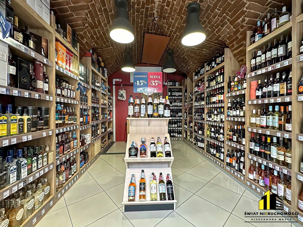 Lokal użytkowy na sprzedaż Bielsko-Biała, Centrum  22m2 Foto 1