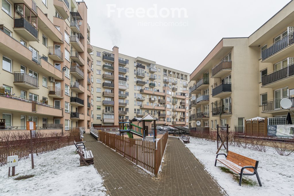 Mieszkanie trzypokojowe na sprzedaż Piaseczno, Energetyczna  64m2 Foto 1