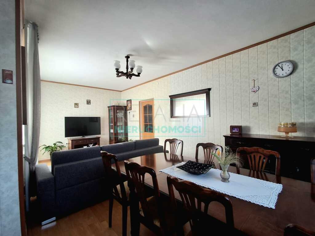 Dom na sprzedaż Wolica  300m2 Foto 1