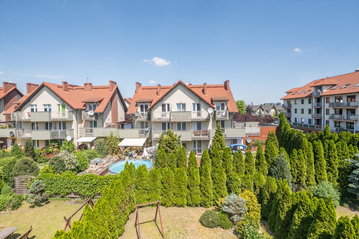 Dwupoziomowe mieszkanie 76 m2 z antresolą i ogrzewaniem gazowym Bielany Wrocławskie, Storczykowa  76m2 Foto 1