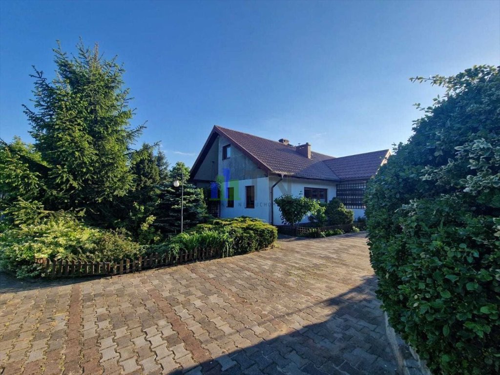 Dom wolnostojący z kominkiem i stawem w Nadolicach Małych Nadolice Małe  145m2 Foto 1