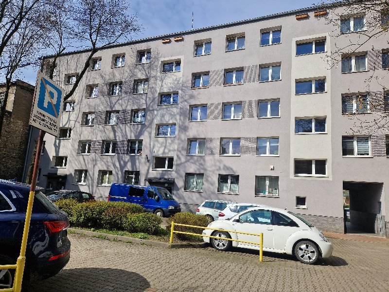 Mieszkanie dwupokojowe na wynajem Częstochowa, Centrum  52m2 Foto 1