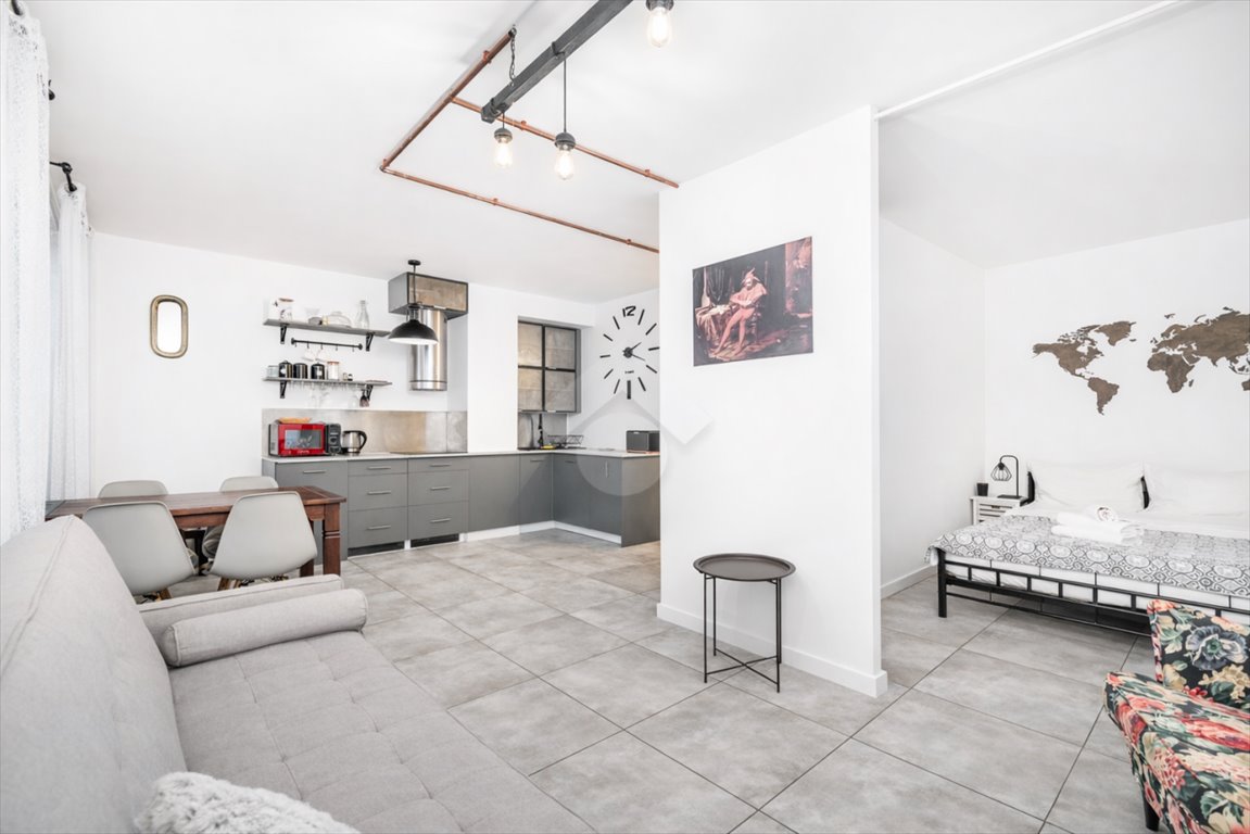 Kawalerka w odrestaurowanej kamienicy z windą, blisko Rynku Kraków, Podgórze, Stare Podgórze, Limanowskiego  39m2 Foto 1