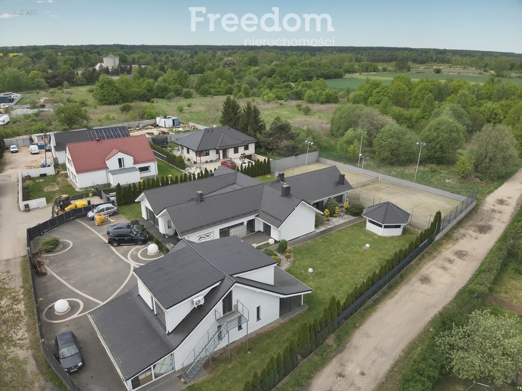 Dom na sprzedaż Bolesławiec  576m2 Foto 1