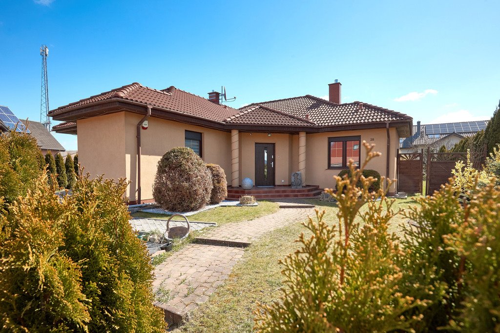 Komfortowy dom wolnostojący 138 m² z gabinetem i garażem Rokietnica, Akacjowa  138m2 Foto 1