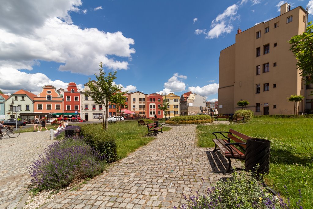 Mieszkanie trzypokojowe na sprzedaż Żagań, Rynek  49m2 Foto 18