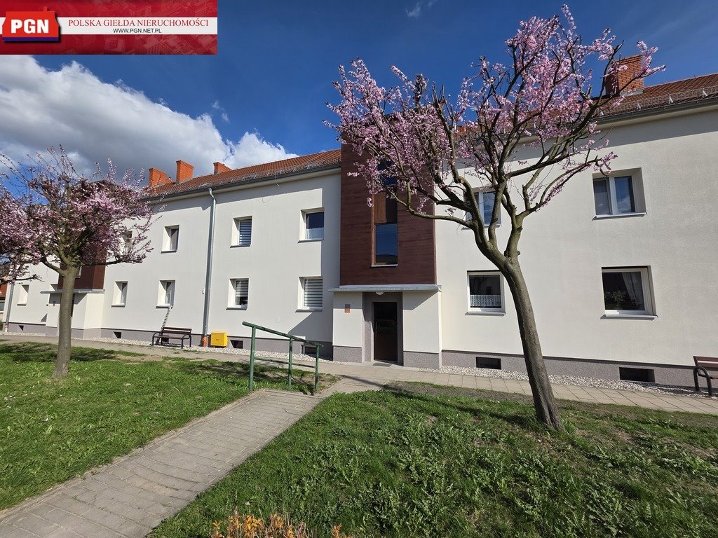 Kawalerka na sprzedaż Kudowa-Zdrój, Jurija Gagarina  31m2 Foto 1