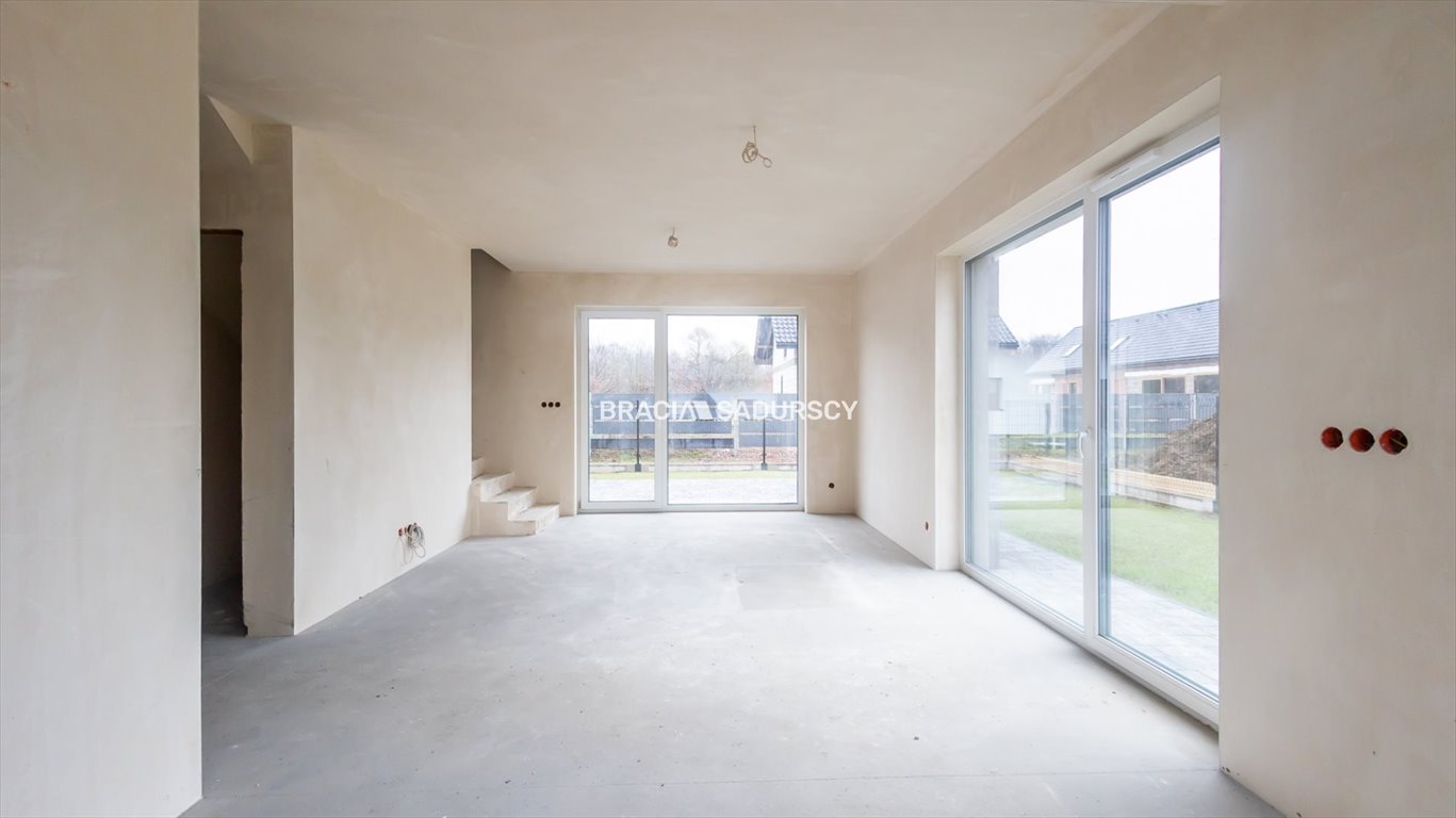 Nowoczesny dom 101 m² z tarasem, ogrzewaniem podłogowym Zagacie, Skowronki  101m2 Foto 1