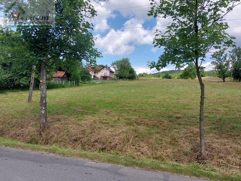 Działka budowlana 0,377 ha z dostępem do infrastruktury Węglówka  3 769m2 Foto 1