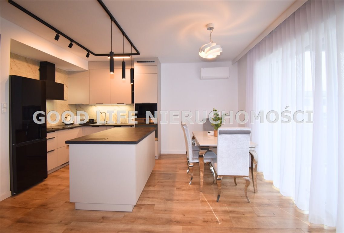 Mieszkanie trzypokojowe na wynajem Rzeszów, Pogwizdowska  73m2 Foto 1