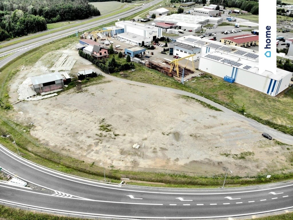 Działka usługowa 7600 m² z halami i biurem w Dworzysku Dworzysko  7 600m2 Foto 1