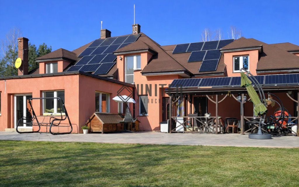 Do sprzedania przestronny dom 294 m² z nowoczesnym ogrzewaniem i fotowoltaiką Rościsławice  294m2 Foto 1
