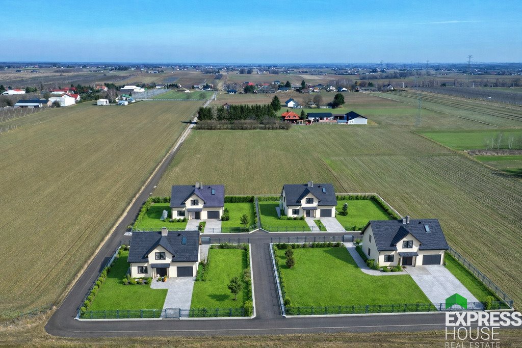 Działka 5772 m² pod zabudowę w Dziuchowie, blisko Lublina Dziuchów  5 772m2 Foto 1