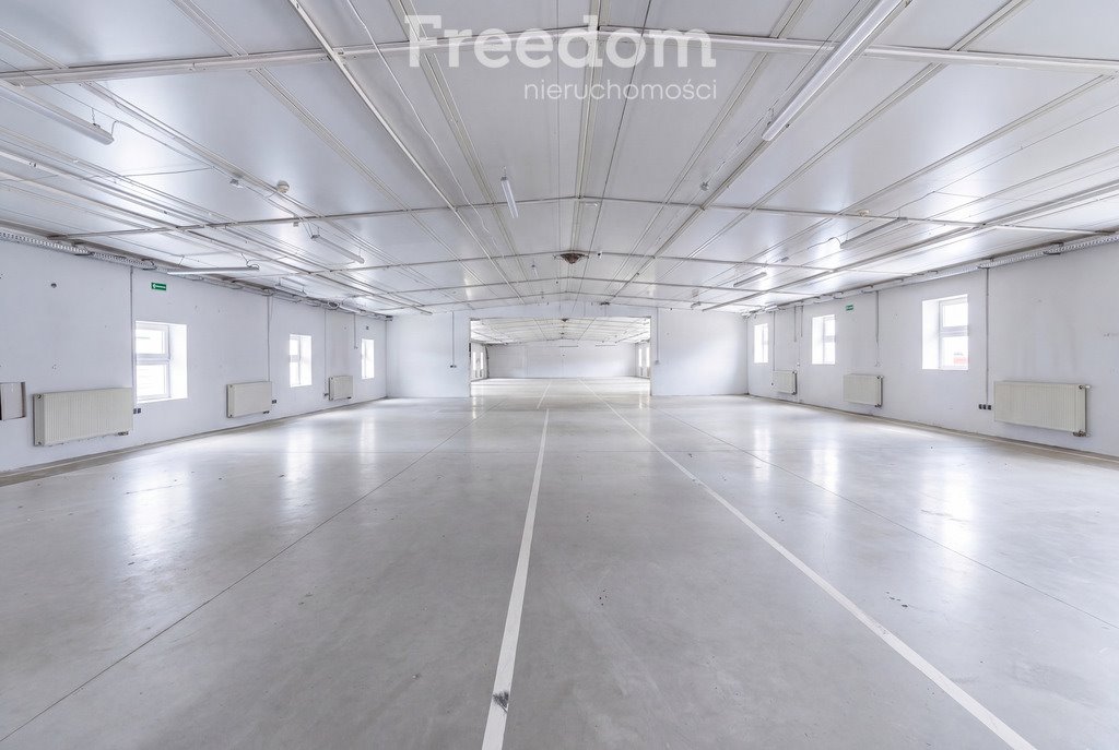 Magazyn z biurami 1439 m² - rozbudowa i szybki start Łęgowo  1 440m2 Foto 1