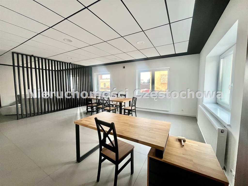 Lokal użytkowy na wynajem Kłobuck  140m2 Foto 1