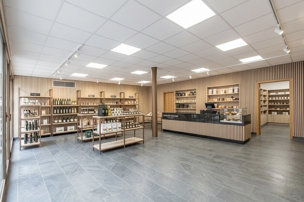 Twój biznes, 110 m² i 4 własne miejsca na auta!: Niwica