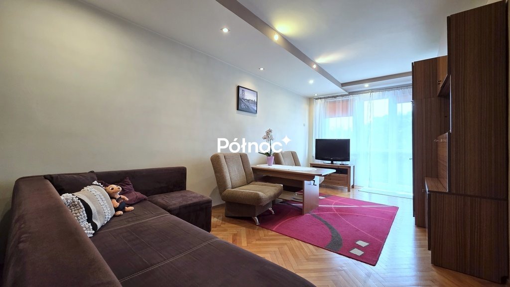 Zapraszam do mieszkania 46,9 m² z balkonem w Tomaszowie Mazowieckim Tomaszów Mazowiecki, prof. Tadeusza Seweryna  47m2 Foto 1