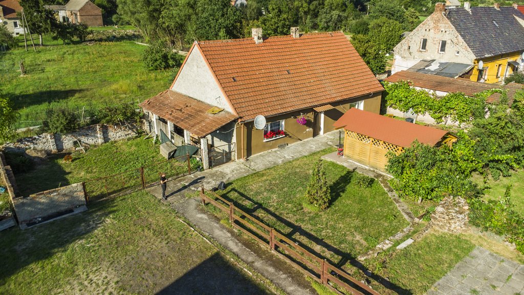 WŁASNY DOM Z DUŻĄ DZIAŁKĄ W CENIE MIESZKANIA! | MIERKÓW Mierków  110m2 Foto 1