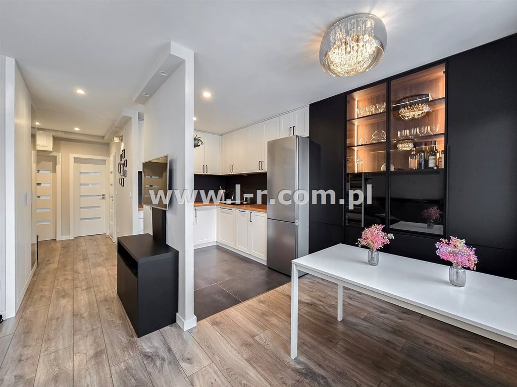 Przestronne 3 pokoje z balkonem, odświeżone, blisko centrum Wodzisław Śląski  55m2 Foto 1