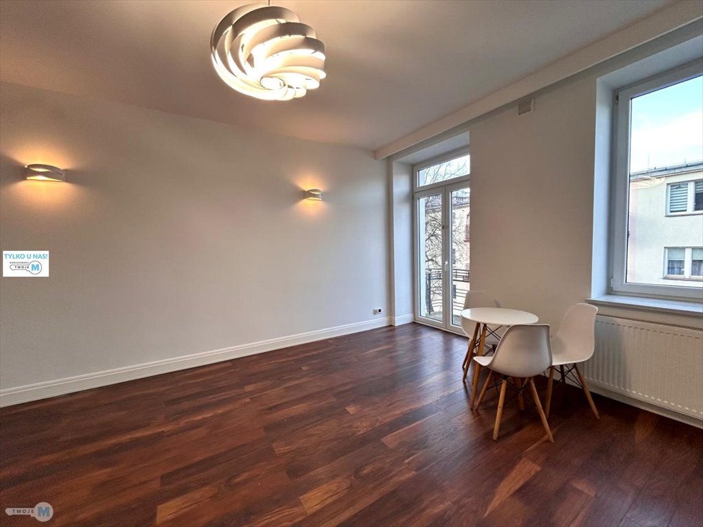 Przestronne 87 m² w centrum Kielc z balkonem i wysokimi sufitami Kielce, Centrum, Centrum  87m2 Foto 1