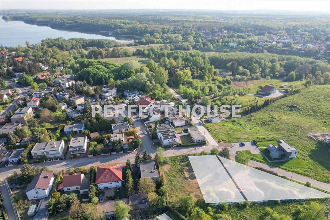 Duża działka w Baranowie z mediami i warunkami zabudowy Baranowo  1 102m2 Foto 1