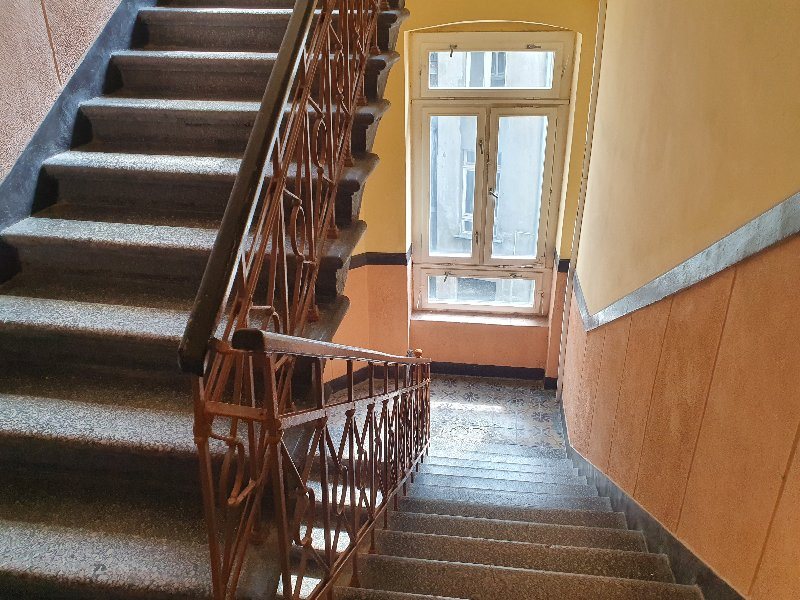 Częstochowa Centrum 70 m2 do remontu, możliwość zakupu na raty Częstochowa, Centrum  70m2 Foto 1