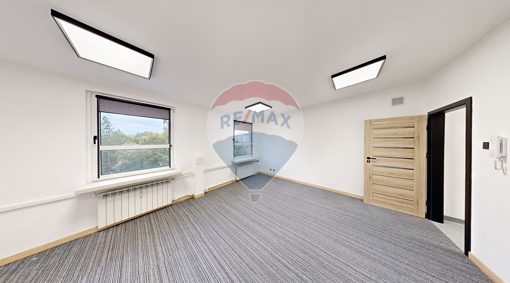 Nowoczesny lokal biurowy 33 m², z najemcą, szybki internet Koszalin, Zwycięstwa  33m2 Foto 1