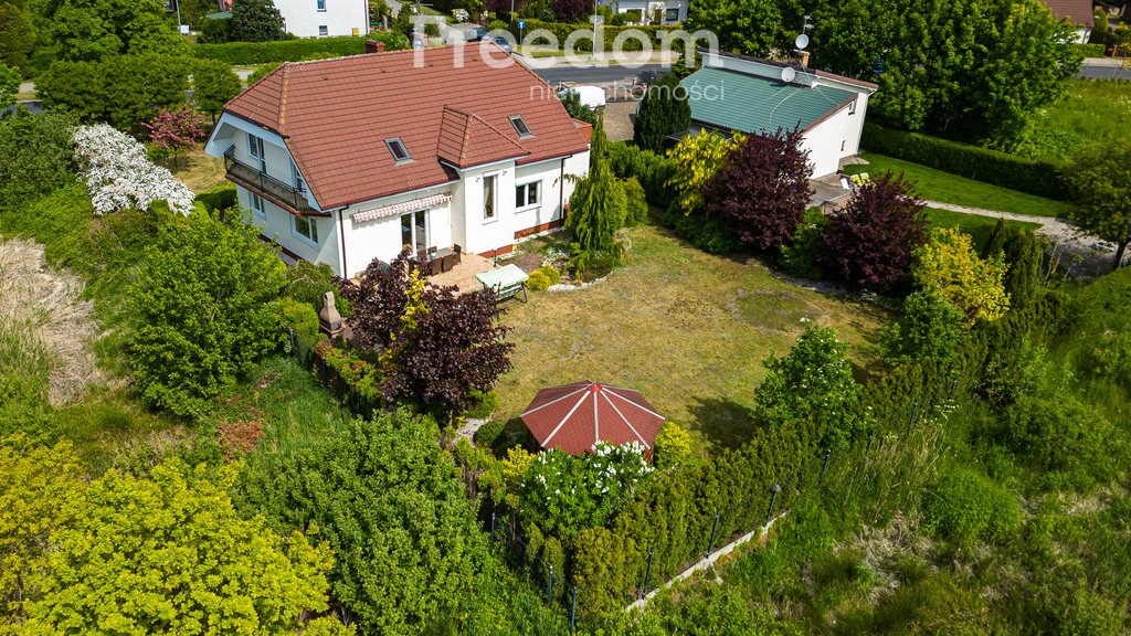 Dom na sprzedaż Kołobrzeg  212m2 Foto 1