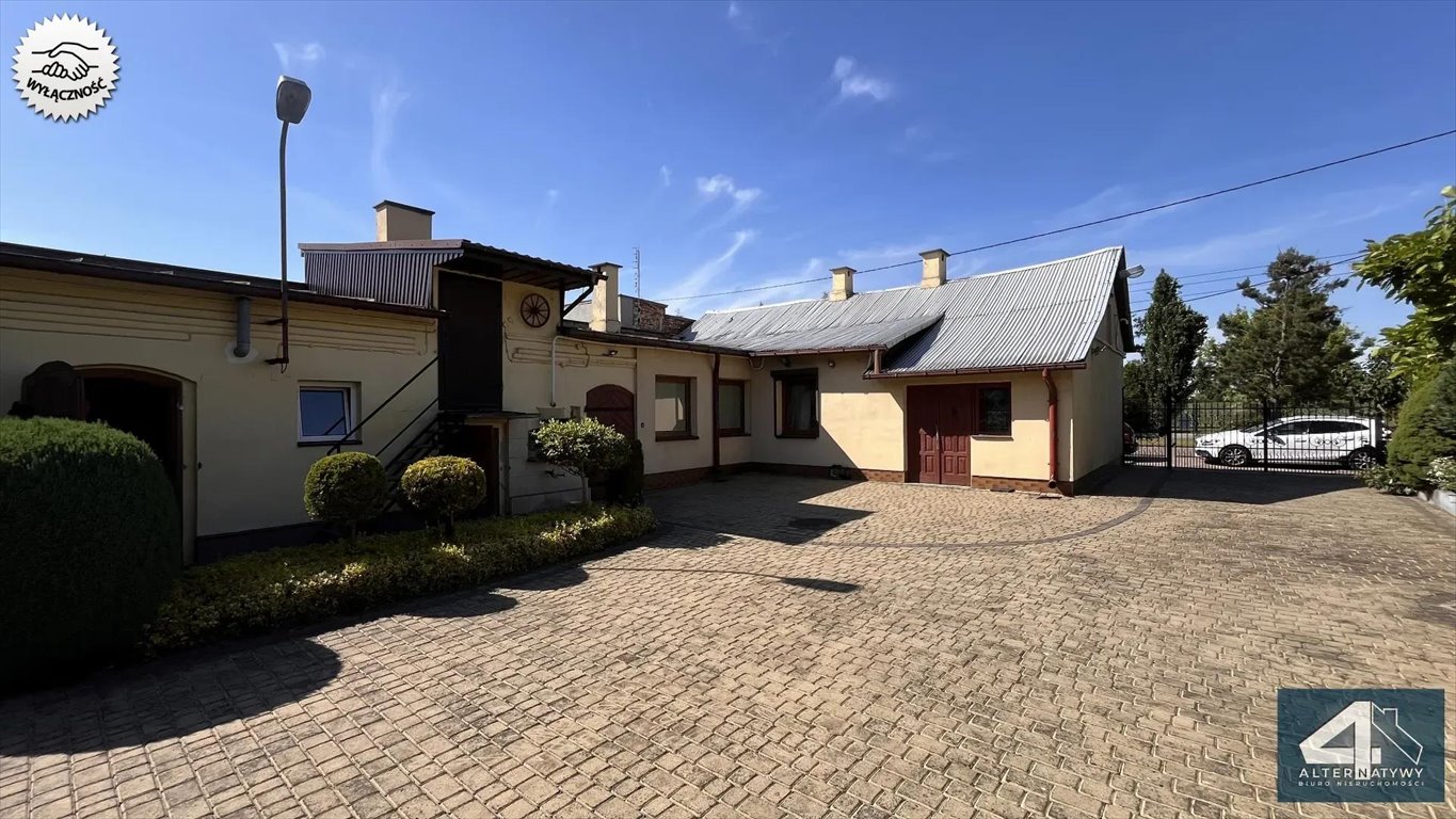 Do sprzedania dom z dużą działką i potencjałem w Sobocie Sobota  135m2 Foto 1