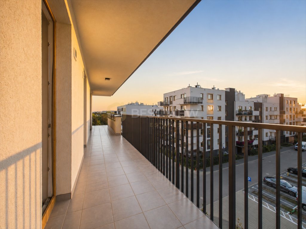 Do sprzedania przestronne 3-pokojowe mieszkanie 62 m² z dużym balkonem w Warszawie Warszawa, Ochota Rakowiec, Przedpole  62m2 Foto 1