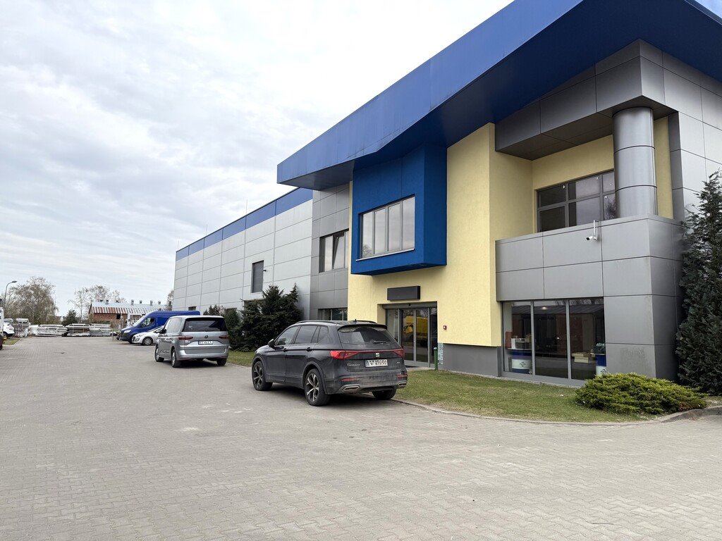 Przestronna hala 685 m² z biurami i monitoringiem Skałowo  685m2 Foto 1