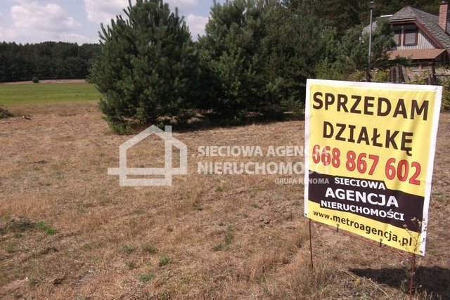 Działka budowlana na sprzedaż Swornegacie 2 073m2 Foto 1 Działka budowlana na sprzedaż Swornegacie 2 073m2 Foto 1