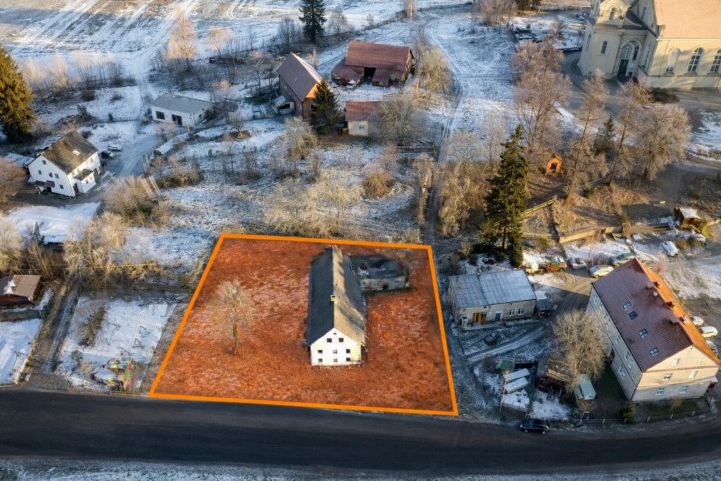 Urokliwy dom z potencjałem i dużą działką w Olesznej Oleszna Podgórska  178m2 Foto 1