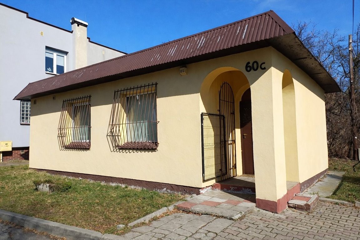 Lokal usługowy 45 m2 w Wodzisławiu Śląskim z parkingiem Wodzisław Śląski  45m2 Foto 1