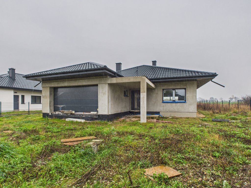 Przestronny dom 168 m² na dużej działce 1515 m² w Rdutowie Rdutów  168m2 Foto 1