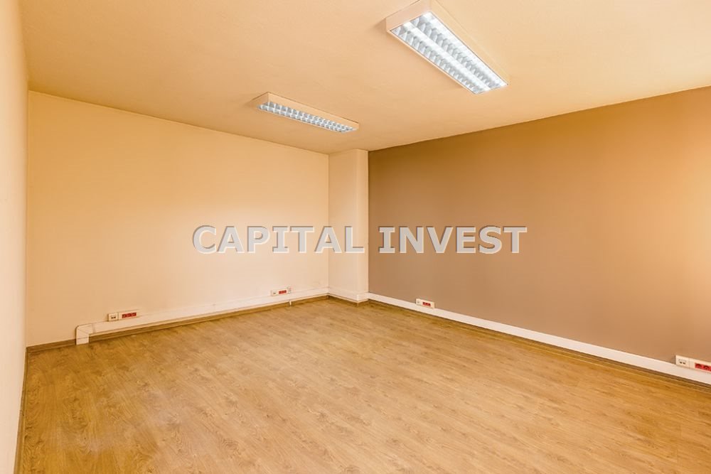 Lokal użytkowy na sprzedaż Pleszew  1 044m2 Foto 1