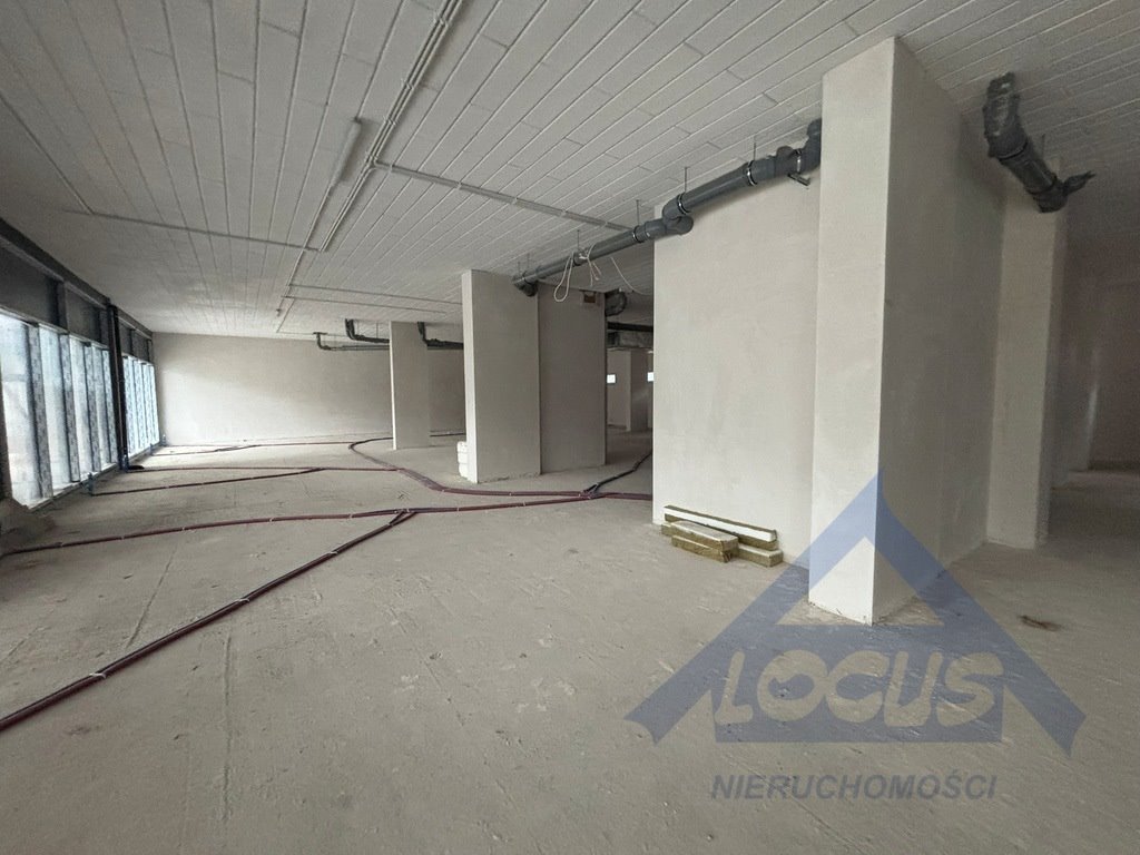 Na wynajem przestronny lokal usługowy 92 m² z witryną w Warszawie Warszawa, Białołęka  92m2 Foto 1